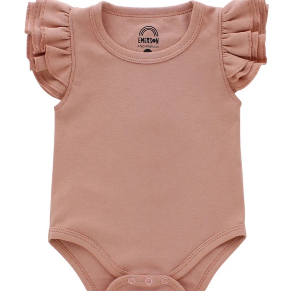 Emerson and Friends Dusty Rose flutter sleeve onesie size 6-12m